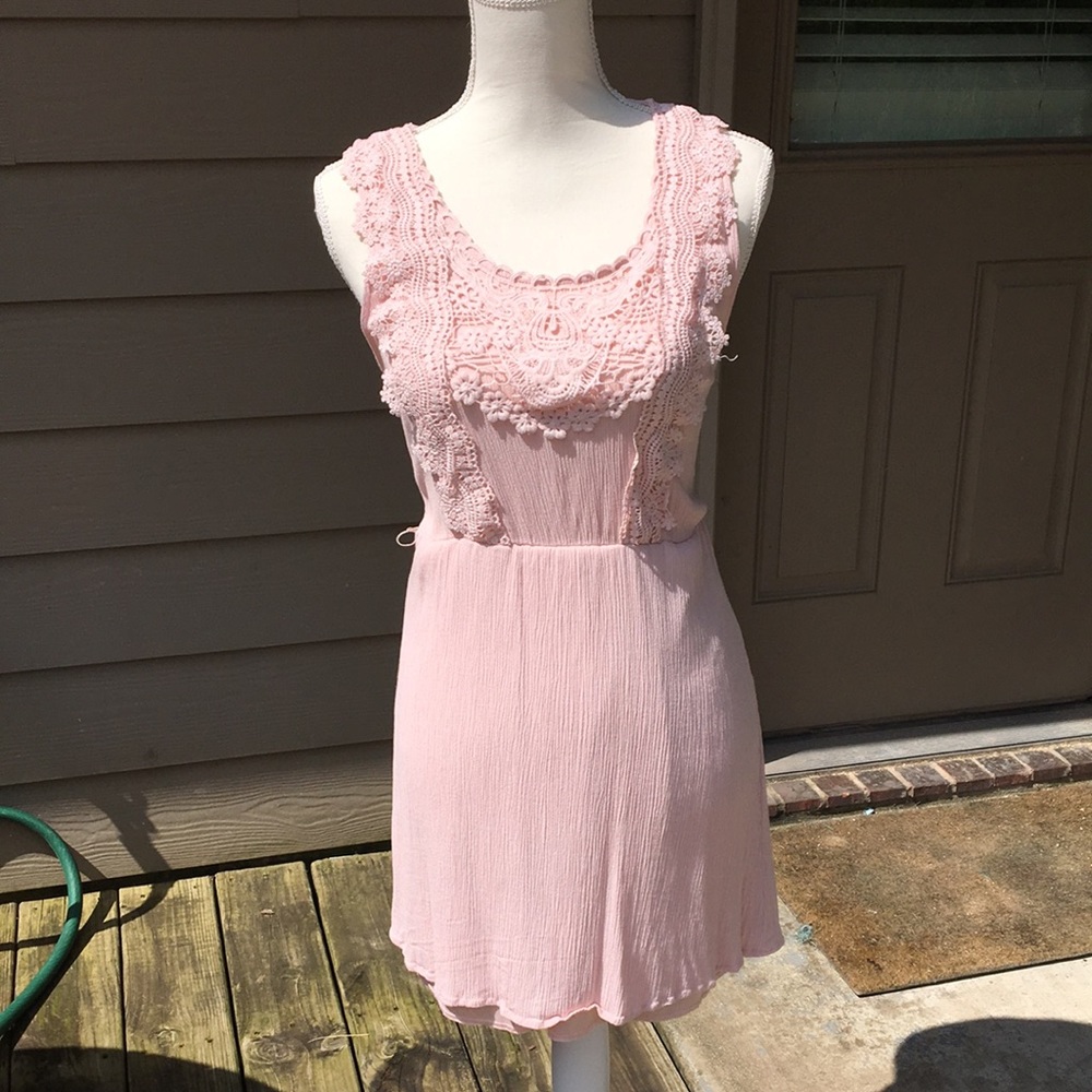 4/$20 light pink dress